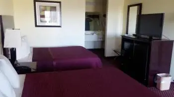 Deerfield Inn 4
